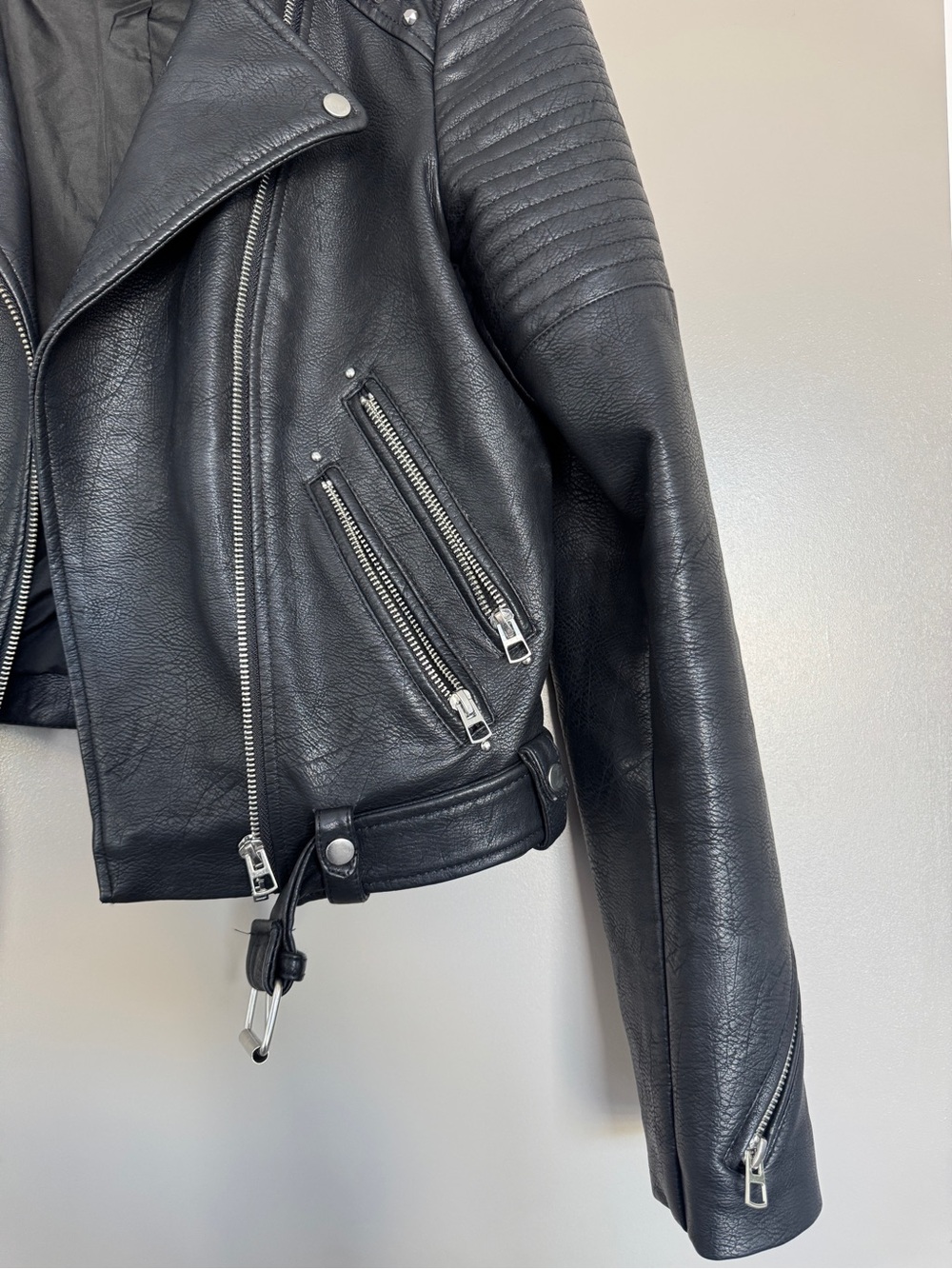 ZARA Classic Black Studded Moto Jacket - Women medium - Picture 3 of 7